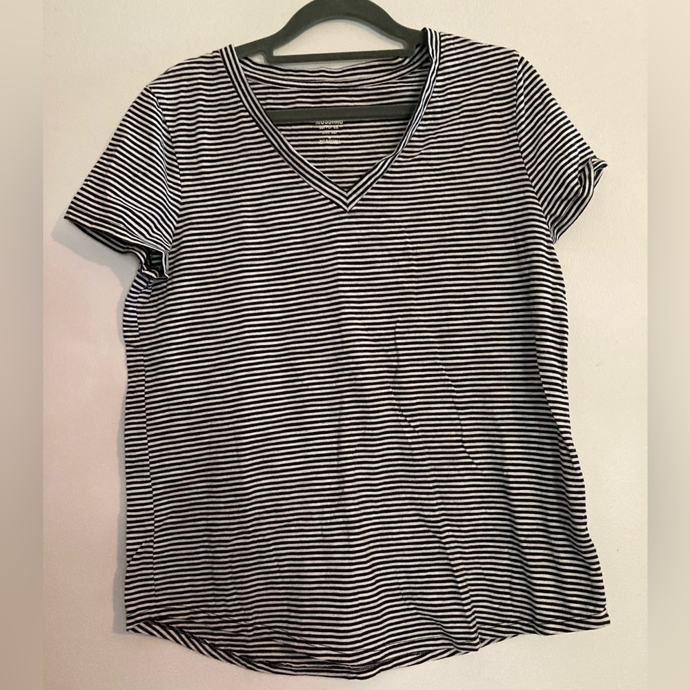 3/$10 Mossimo V-Neck Tee